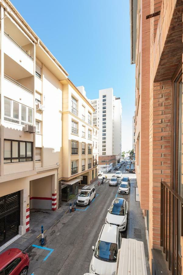 Апартаменты Fantasticos Lofts Malagueta Малага Экстерьер фото
