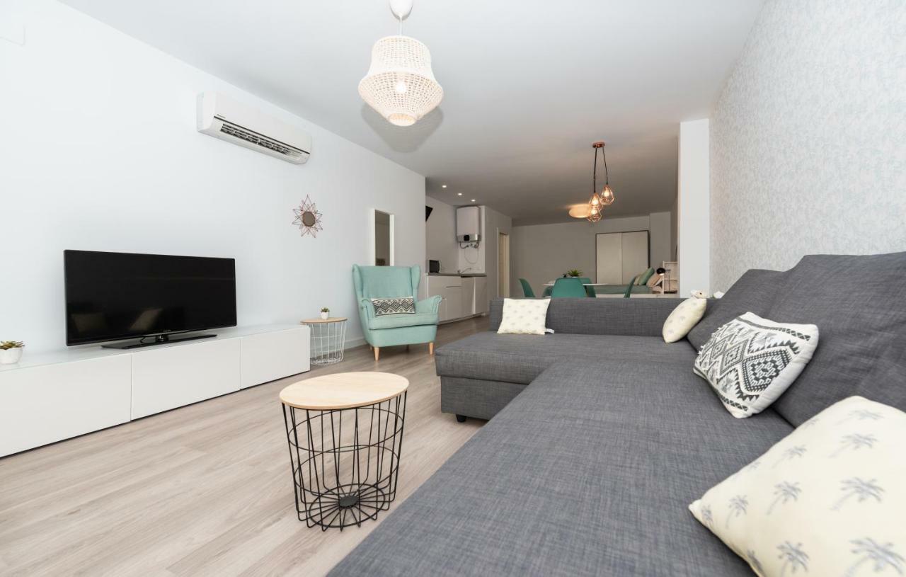 Апартаменты Fantasticos Lofts Malagueta Малага Экстерьер фото