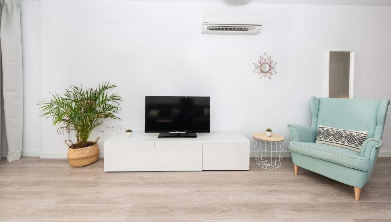 Апартаменты Fantasticos Lofts Malagueta Малага Экстерьер фото