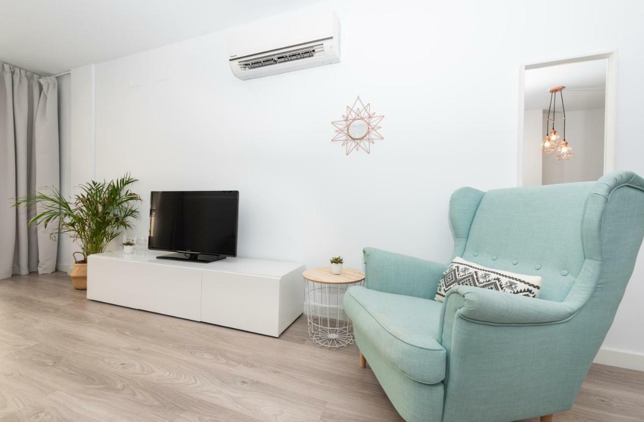 Апартаменты Fantasticos Lofts Malagueta Малага Экстерьер фото