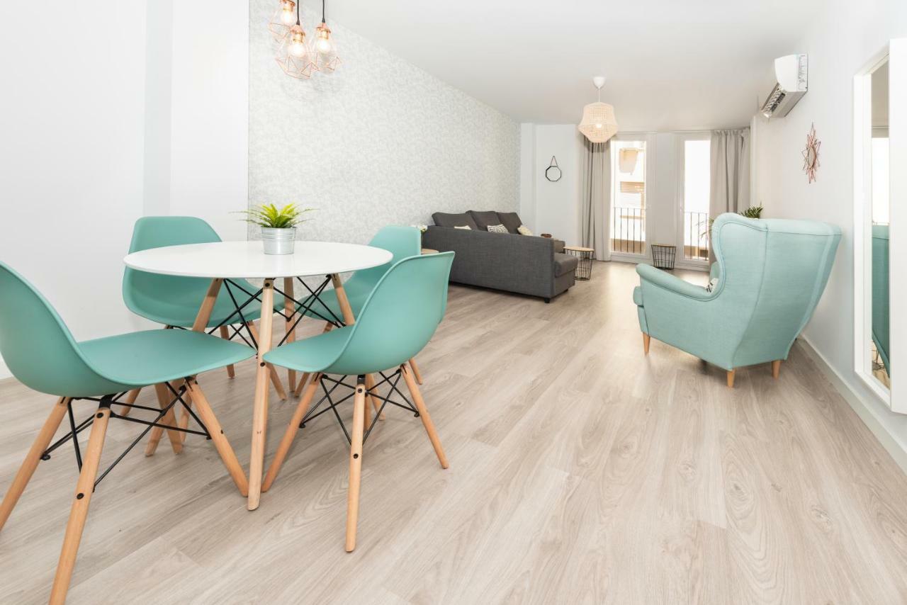 Апартаменты Fantasticos Lofts Malagueta Малага Экстерьер фото