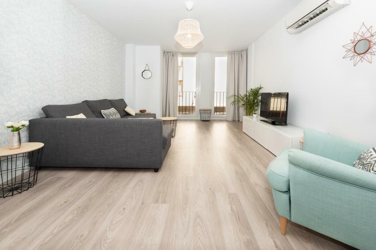 Апартаменты Fantasticos Lofts Malagueta Малага Экстерьер фото