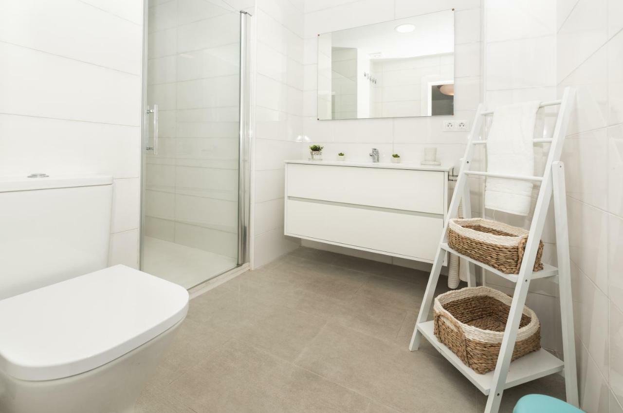 Апартаменты Fantasticos Lofts Malagueta Малага Экстерьер фото
