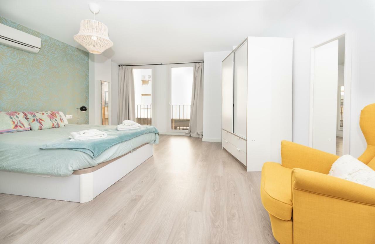 Апартаменты Fantasticos Lofts Malagueta Малага Экстерьер фото